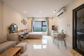 Studio near Vincom Grand Park